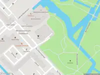 Ambulance met gepaste spoed naar de Persant Snoepweg in Leiderdorp