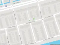 Ambulance met gepaste spoed naar de Pieter van Rijsselstraat in Rotterdam