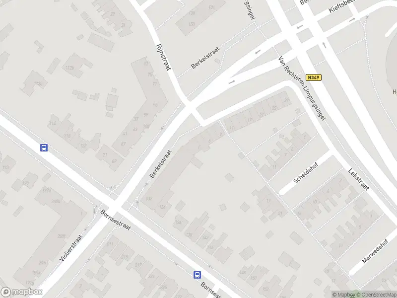 Politie naar de Berkelstraat in Almelo vanwege aanrijding met letsel