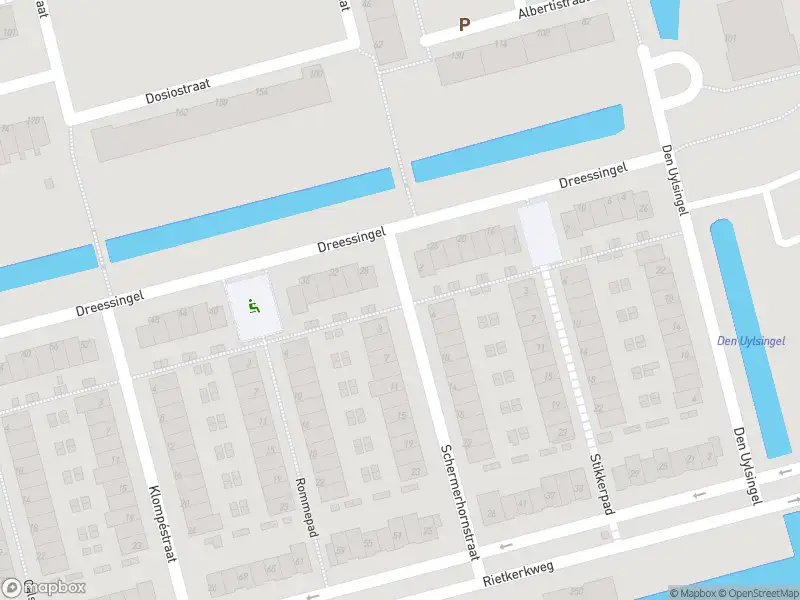 Ambulance met grote spoed naar de Schermerhornstraat in Rotterdam