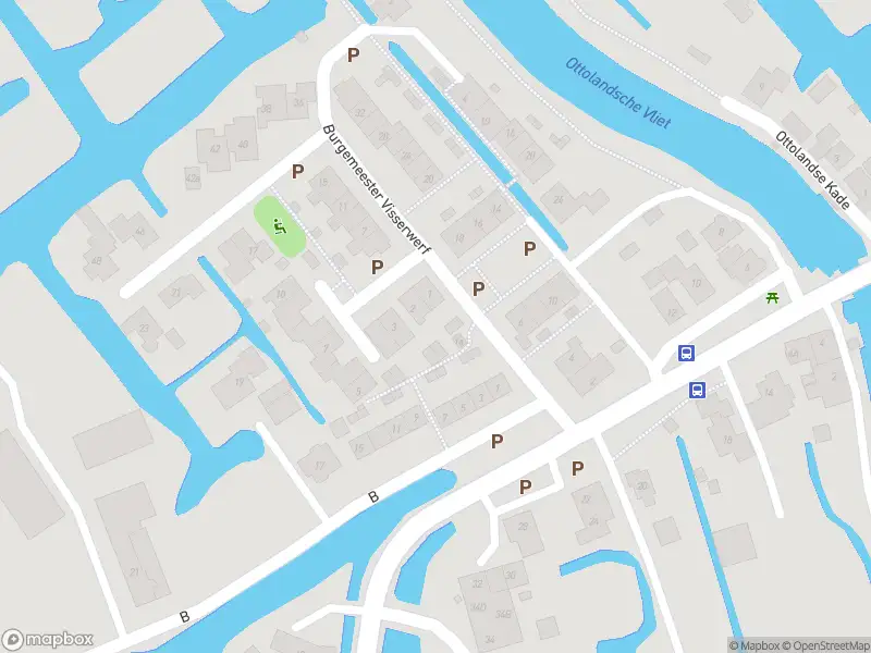 Ambulance met grote spoed naar de Burgemeester van Steenbergenstraat in Ottoland