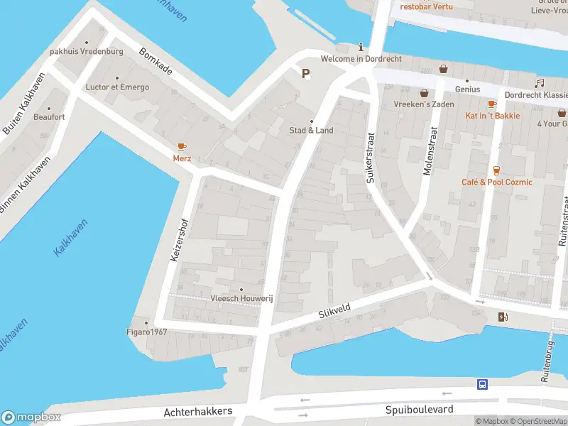 Ambulance met gepaste spoed naar de Prinsenstraat in Dordrecht