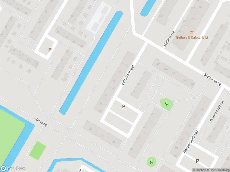 Ambulance met gepaste spoed naar de Voltairestraat in Rotterdam