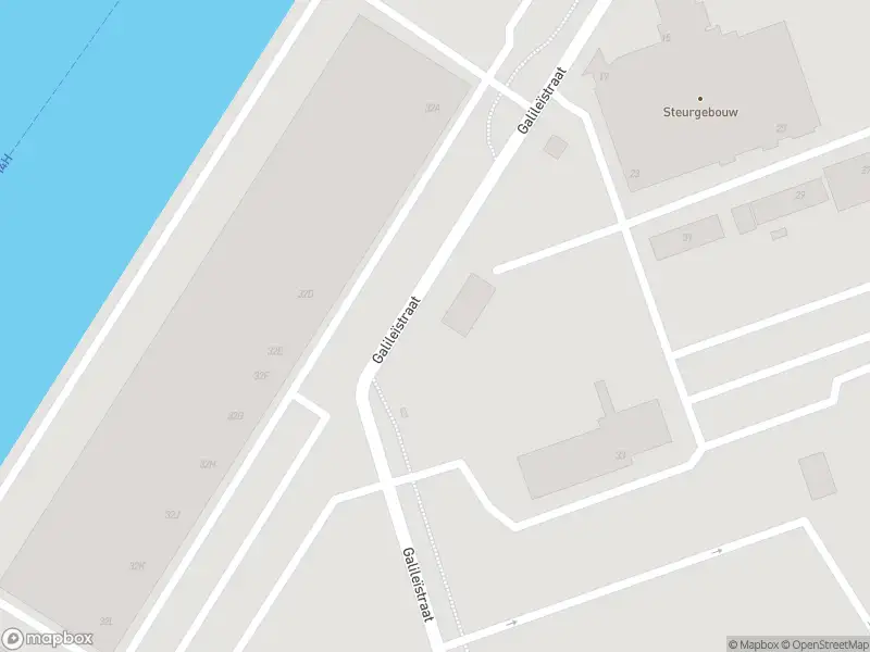 Ambulance met gepaste spoed naar de Galileïstraat in Rotterdam