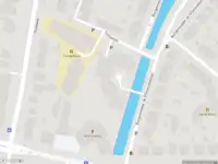 Ambulance met grote spoed naar de Burgemeester de Villeneuvesingel in Rotterdam