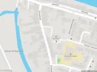 Ambulance met grote spoed naar de Dorpsstraat in Goudswaard