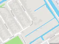 Ambulance met gepaste spoed naar de Landzichtstraat in Rotterdam