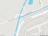 Ambulance met grote spoed naar de Koningin Julianaweg in Maasland