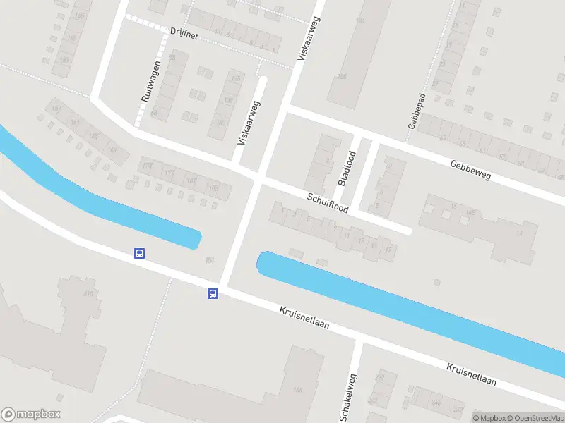 Ambulance met grote spoed naar de Schuiflood in Hoogvliet Rotterdam