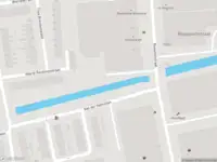 Ambulance met gepaste spoed naar de Montgomerystraat in Leiden