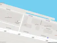 Ambulance met gepaste spoed naar de Jollemanhof in Amsterdam