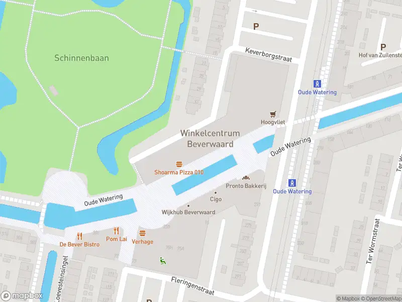 Ambulance met grote spoed naar de Oude Watering in Rotterdam
