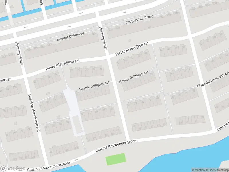 Ambulance met grote spoed naar de Neeltje Griffijnstraat in Rotterdam