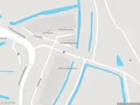 Brandweer met grote spoed naar de Zwaalweg in Barendrecht