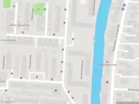 Ambulance met grote spoed naar de Van Beethovenstraat in Numansdorp