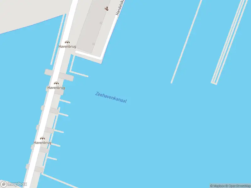 Brandweer met grote spoed naar de De Vennen in Delfzijl vanwege voertuigbrand