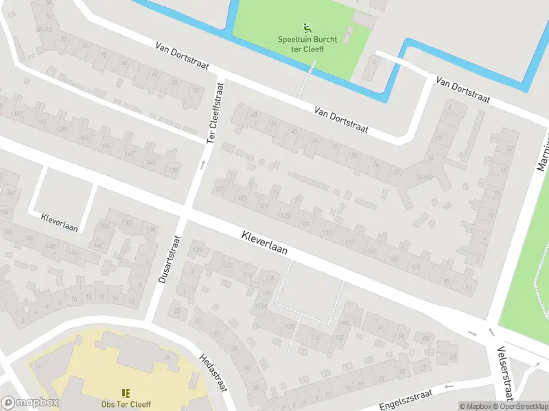 Ambulance met grote spoed naar de Blekenbergstraat in Haarlem