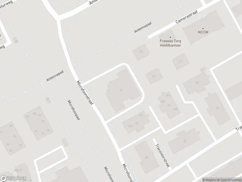 Politie naar de Microfoonstraat in Almere vanwege aanrijding met letsel
