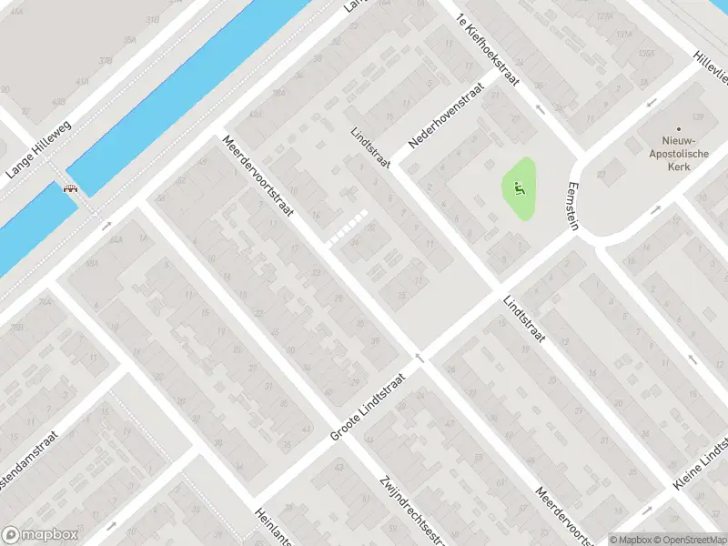Ambulance met grote spoed naar de Meerdervoortstraat in Rotterdam