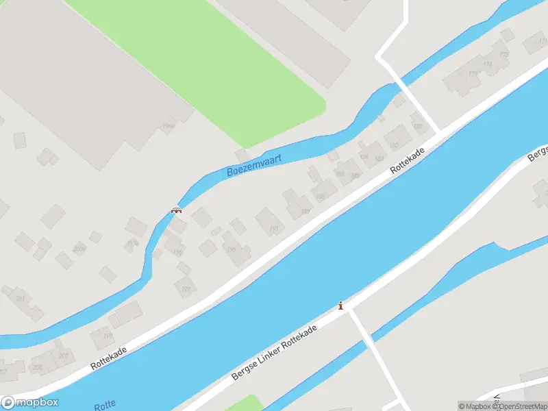 Ambulance met grote spoed naar de Rottekade in Bergschenhoek