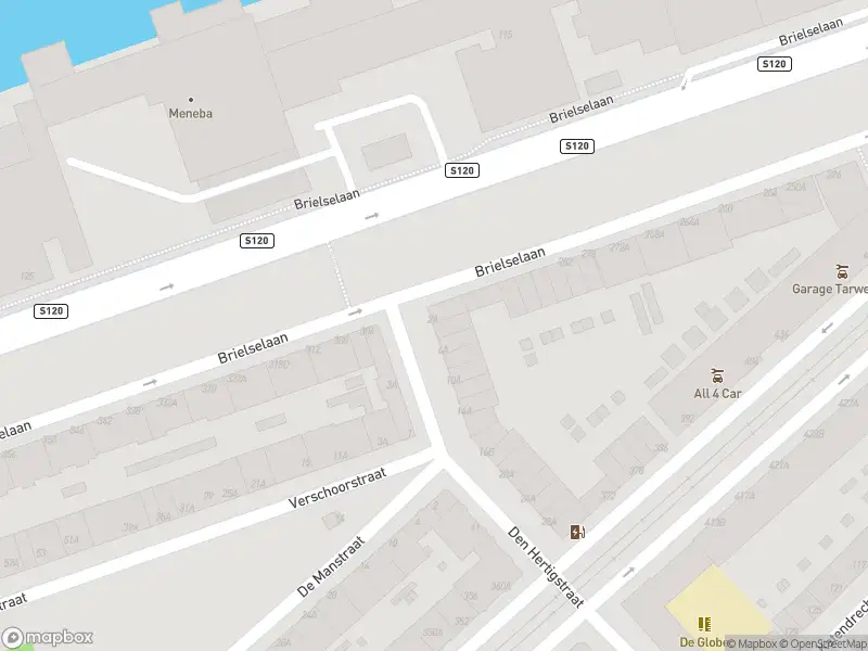 Ambulance met gepaste spoed naar de Den Hertigstraat in Rotterdam