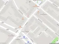 Ambulance met grote spoed naar de Bergweg in Rotterdam
