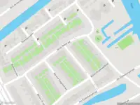 Ambulance met grote spoed naar de Theodorus de Vriesstraat in Zaandam