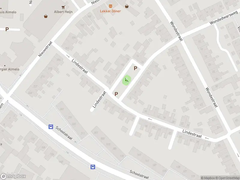 Brandweer met gepaste spoed naar de Peppelstraat in Almelo