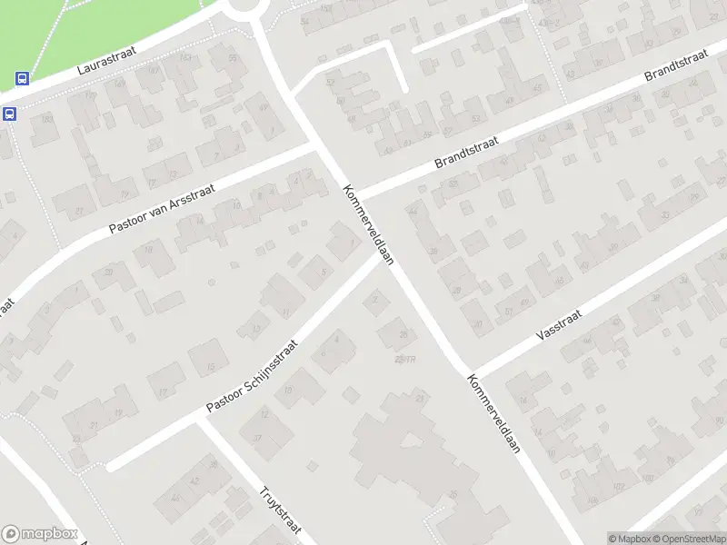 Brandweer en politie met grote spoed naar de Pastoor Schijnsstraat in Eygelshoven vanwege middelgrote brand