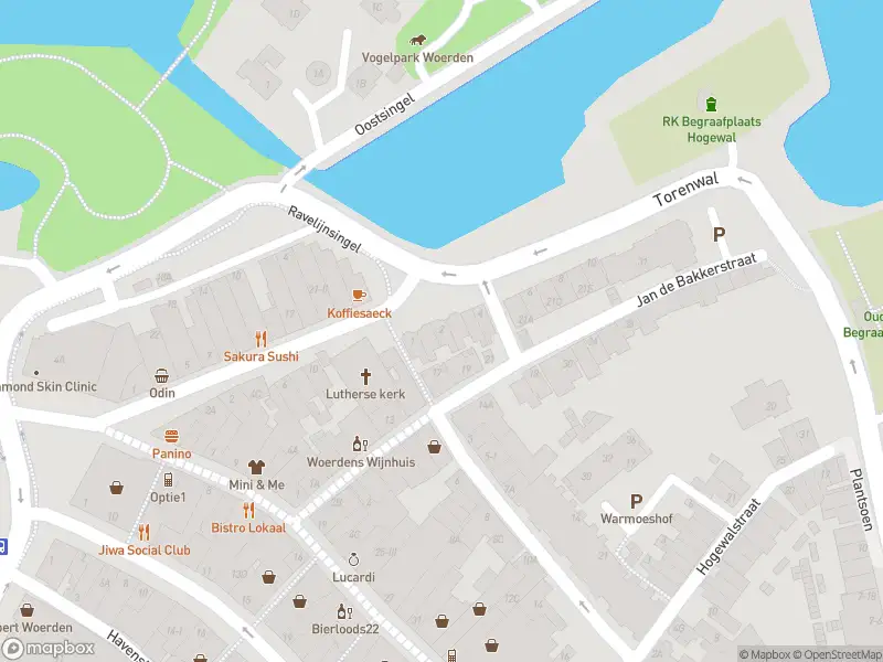 Politie naar de Torenwal in Woerden vanwege aanrijding met letsel