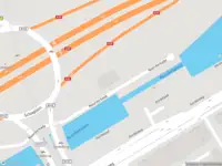 Ambulance met gepaste spoed naar de Noorderkanaalweg in Rotterdam