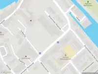 Ambulance met grote spoed naar de Burgemeester Neetstraat in Ouderkerk aan den IJssel