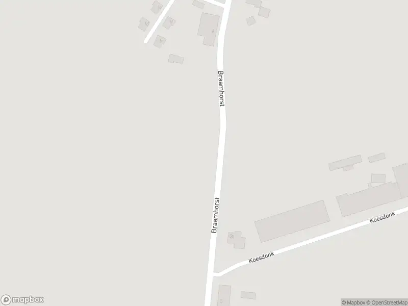 Ambulance met grote spoed naar de Braamhorst in Baarlo