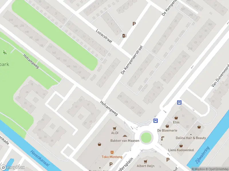 Ambulance met grote spoed naar de De Kempenaerstraat in Wassenaar