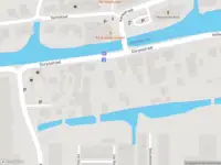 Ambulance met gepaste spoed naar de Dorpsstraat in Bleskensgraaf