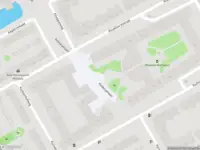 Ambulance met grote spoed naar de Krimpertplein in Amsterdam