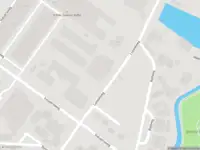 Politie naar de Loswalweg in Kampen vanwege personen te water