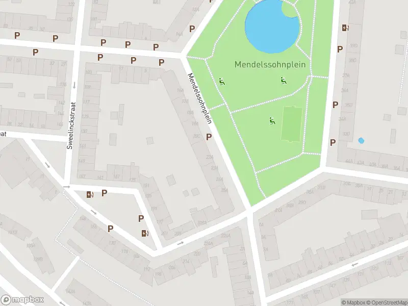 Ambulance met grote spoed naar de Mendelssohnplein in Vlaardingen