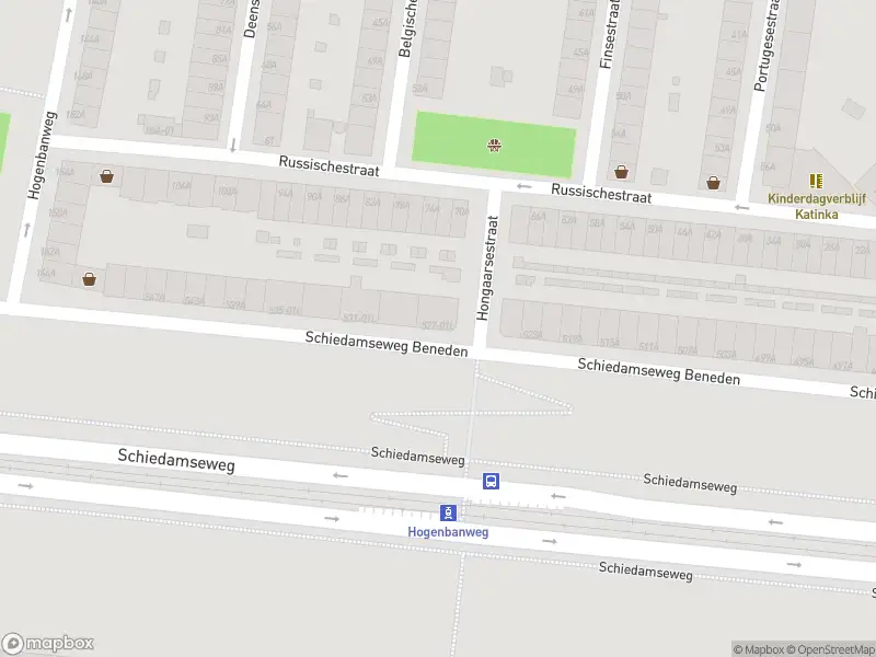Ambulance met gepaste spoed naar de Schiedamseweg Beneden in Rotterdam