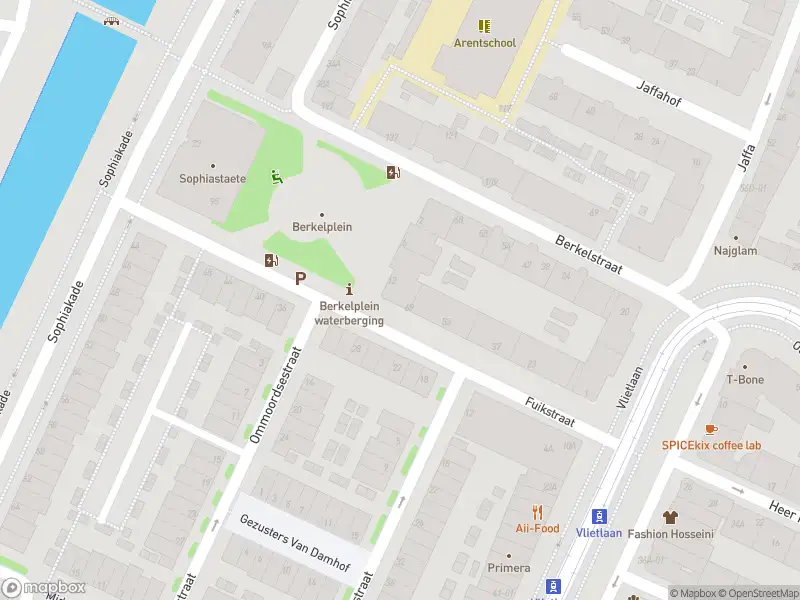 Ambulance met grote spoed naar de Fuikstraat in Rotterdam