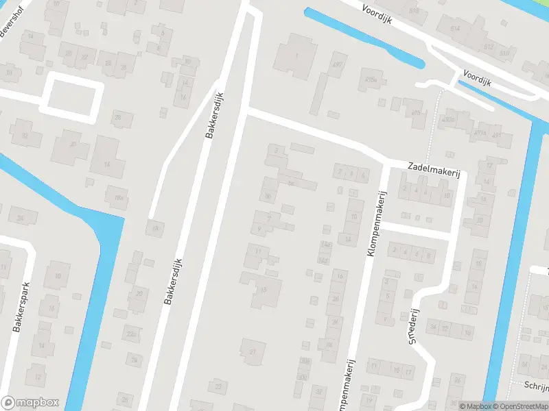 Ambulance met gepaste spoed naar de Bakkersdijk in Barendrecht