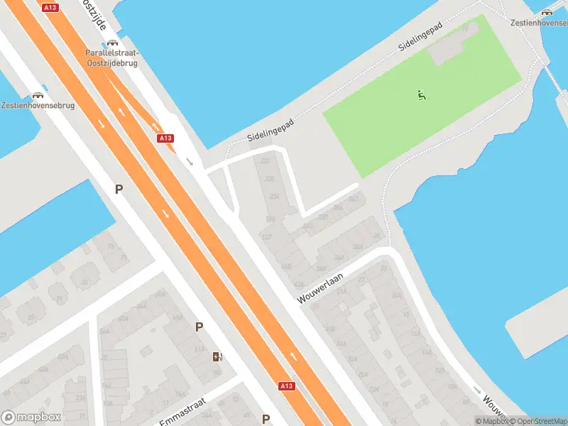 Ambulance met gepaste spoed naar de Sidelingeplein in Rotterdam