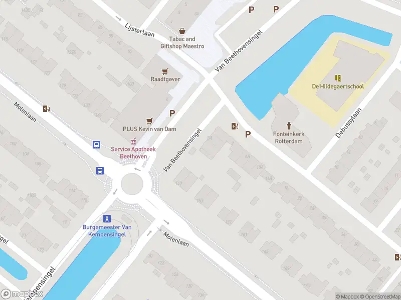 Ambulance met gepaste spoed naar de Van Beethovensingel in Rotterdam