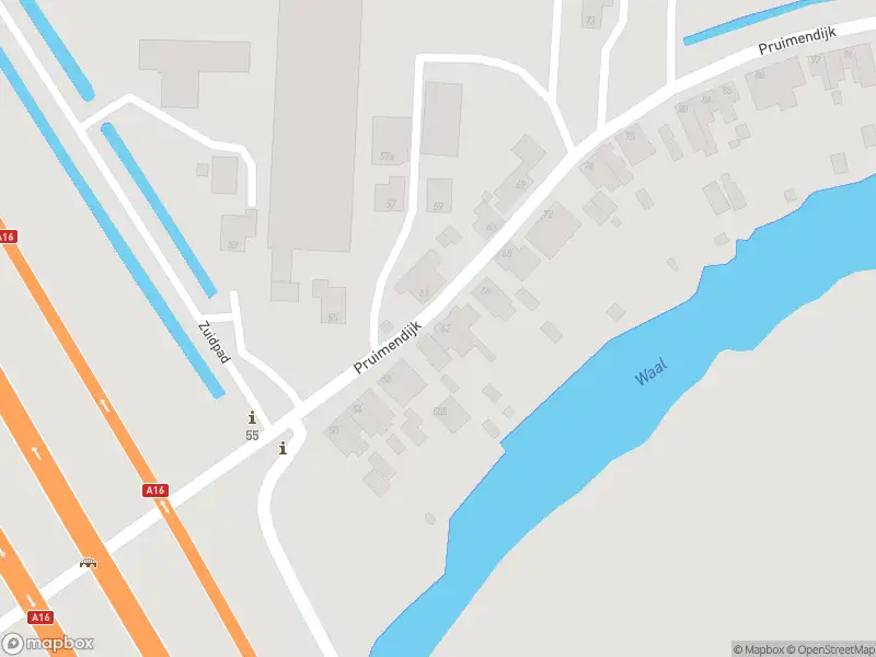 Ambulance met gepaste spoed naar de Pruimendijk in Ridderkerk