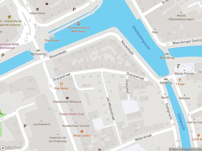 Brandweer met gepaste spoed naar de Oranjestraat in Utrecht vanwege stankoverlast