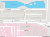 Ambulance met grote spoed naar de Steenwachterstraat in Haarlem