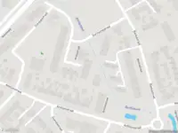 Politie naar de Bankastraat in Hengelo vanwege personen te water