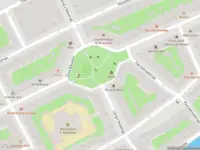 Ambulance met grote spoed naar de Paardekraalstraat in Amsterdam