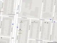 Ambulance met grote spoed naar de Tapuitstraat in Rotterdam