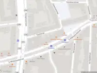 Ambulance met gepaste spoed naar de Tiendstraat in Rotterdam